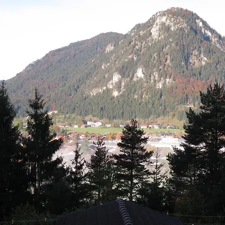 Apartment Dreimäderlhaus Am Berg