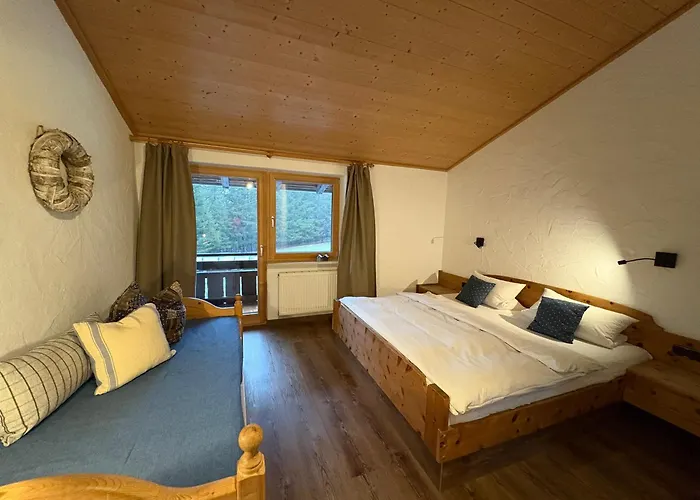 Dreimaederlhaus Am Berg * Pfronten